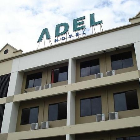 Adel Hotel Putatan Екстериор снимка